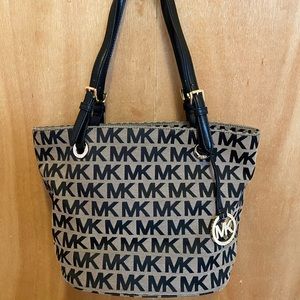 Michael Kors purse